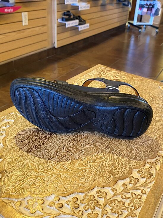 7.2 Revere - Barbados Royal Blue - Multiple Sizes (NEW W/ BOX)